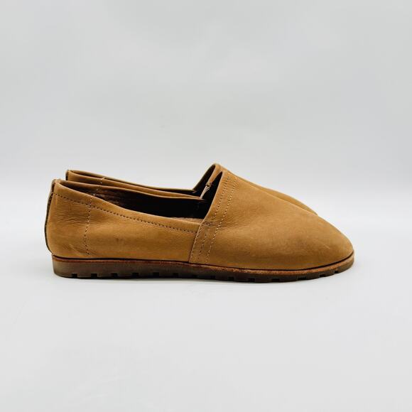 LL Bean Shoes Womens 7.5 Brown Leather Loafers Campo Casual Slip On Flats - Picture 1 of 13